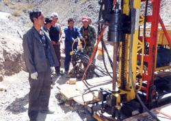 井鉆機機械圖片,井鉆機機械高清圖片 中航工業(yè)青島前哨礦山技術(shù)裝備有限責(zé)任公司,